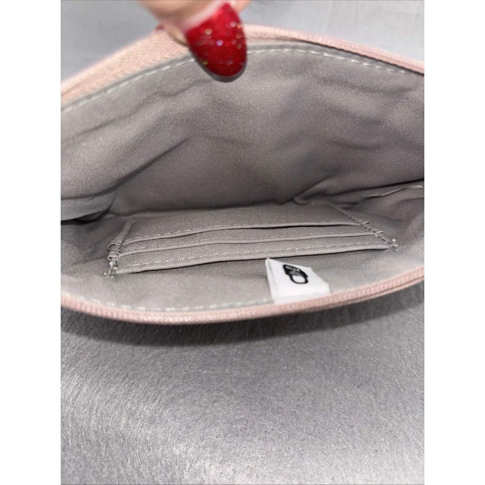 Baggallini‎ RFID Bryant Champagne Nylon Card Wallet Wristlet Money Pouch Travel